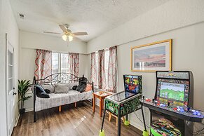 Hampton Sanctuary w/ Fire Pit & Fenced Yard!