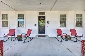 Hampton Sanctuary w/ Fire Pit & Fenced Yard!