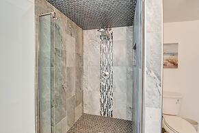 Old Hickory Hideout: Charming Apt w/ Deck!