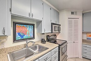 Walk to Broad St: Central Thomasville Condo