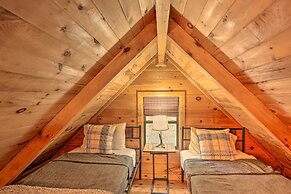 Charming Blue Ridge Cabin w/ Deck + Grill!