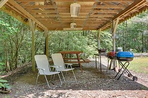 Secluded Cross Creek Cabin w/ Deck & Fire Pit!