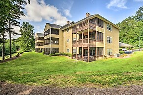 Sunny Clayton Condo on Kingwood Golf Course!