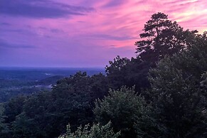 Eclectic Ranger Home w/ Mtn Views + Hot Tub!