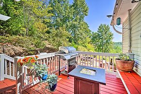 Eclectic Ranger Home w/ Mtn Views + Hot Tub!