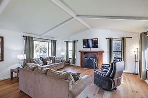 Groveland Home w/ Deck: 2 Mi to Pine Mountain Lake