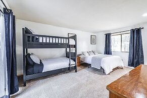 Groveland Home w/ Deck: 2 Mi to Pine Mountain Lake