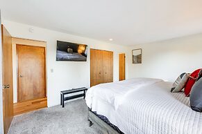 Groveland Home w/ Deck: 2 Mi to Pine Mountain Lake