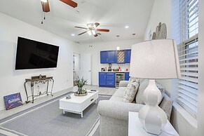 5 Mi to Bourbon Street: Nola Home w/ Fenced Yard!