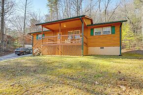 8 Mi to Chattooga River: Pet-friendly Mtn Cabin