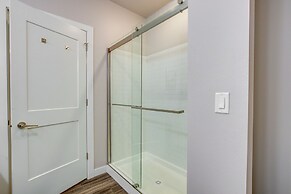Modern South Pier Condo on Sheboygan River!