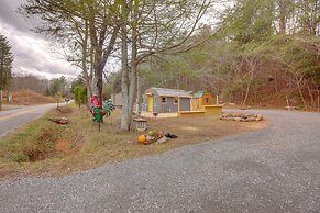 Peaceful Rising Fawn Tiny Home w/ Fire Pit!