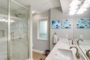 4 Mi to Beach: St Simons Island Golf Course Condo