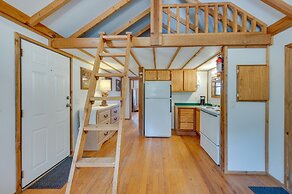 Buena Vista Cabin: Tranquil Haven Near Town Square