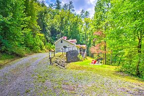 Cozy Riverside Dahlonega Home w/ Kayaks + Fire Pit
