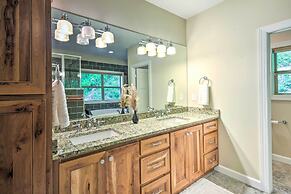 Cozy Riverside Dahlonega Home w/ Kayaks + Fire Pit