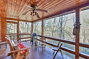 High Country Cabin w/ Fire Pit & Hot Tub!