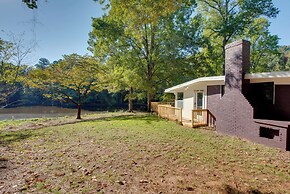 Quiet Atlanta Getaway - 16 Mi to Downtown!