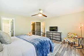 Beautiful Clarkesville Home ~ 8 Mi to Helen!