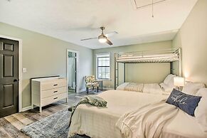 Beautiful Clarkesville Home ~ 8 Mi to Helen!