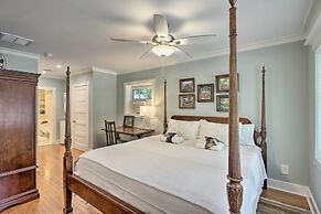 Elegant Savannah Hideaway w/ Private Garden