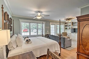 Elegant Savannah Hideaway w/ Private Garden