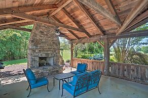 Beautiful Hiawassee Home w/ Mountain Views!