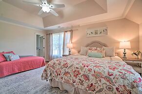 Beautiful Hiawassee Home w/ Mountain Views!