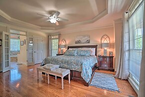 Beautiful Hiawassee Home w/ Mountain Views!