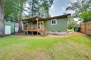 Quiet Columbus Home w/ Private Deck & Grill!