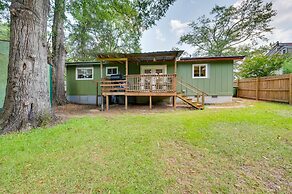 Quiet Columbus Home w/ Private Deck & Grill!