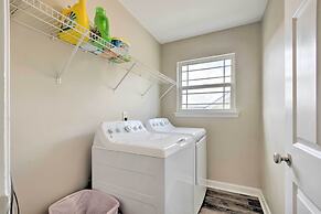 Spacious Pooler Home w/ Family-friendly Perks