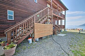 Oceanfront Craig Apt: Grill, Fishing On-site!