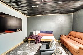 Custom-built Luxury Cabin w/ Tesla Charger!