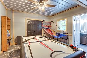 Custom-built Luxury Cabin w/ Tesla Charger!