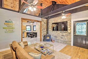 Custom-built Luxury Cabin w/ Tesla Charger!