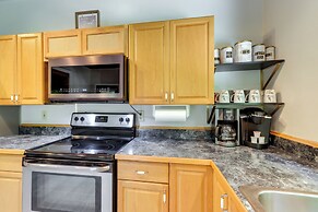 Custom-built Luxury Cabin w/ Tesla Charger!