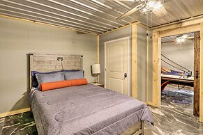 Custom-built Luxury Cabin w/ Tesla Charger!