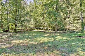 Custom-built Luxury Cabin w/ Tesla Charger!