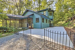 Custom-built Luxury Cabin w/ Tesla Charger!