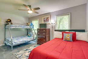 < 1 Mi to Lake Lanier: Gainesville Getaway!