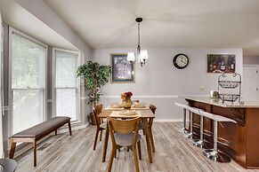 < 1 Mi to Lake Lanier: Gainesville Getaway!