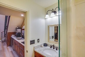 Studio w/ Fireplace: Walk to Downtown Cedar City!