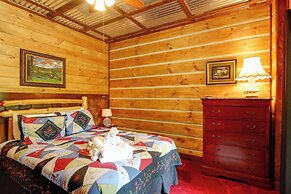 Spacious Blue Ridge Cabin w/ Private Hot Tub!