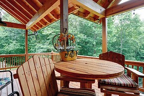 Spacious Blue Ridge Cabin w/ Private Hot Tub!