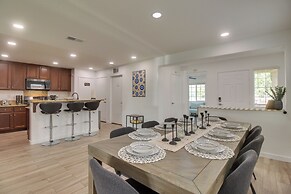 Game Room, Hot Tub & Gas Grill: Chic Indio Oasis!