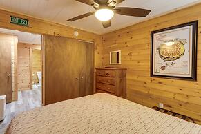 Charming Blue Ridge Cabin w/ Game Room & Hot Tub!