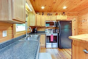 Blue Ridge Cabin Rental w/ Deck & Screened Porch!