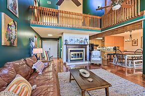 Lakefront Macon Getaway w/ Stunning Boathouse