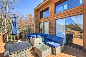 Lakefront Macon Getaway w/ Stunning Boathouse